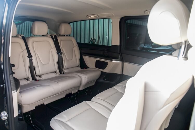 Iceland Transfers | Choose Your Driver and Book for Free