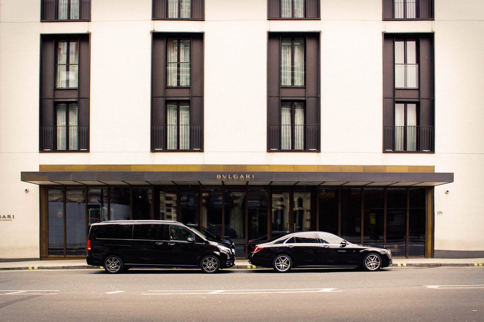VIP Transfers Across the USA | Luxury Services