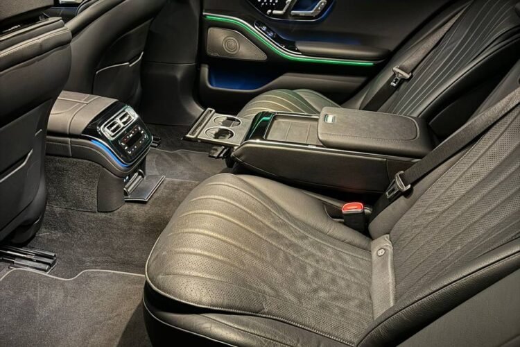 Reliable Services Across Europe and the USA