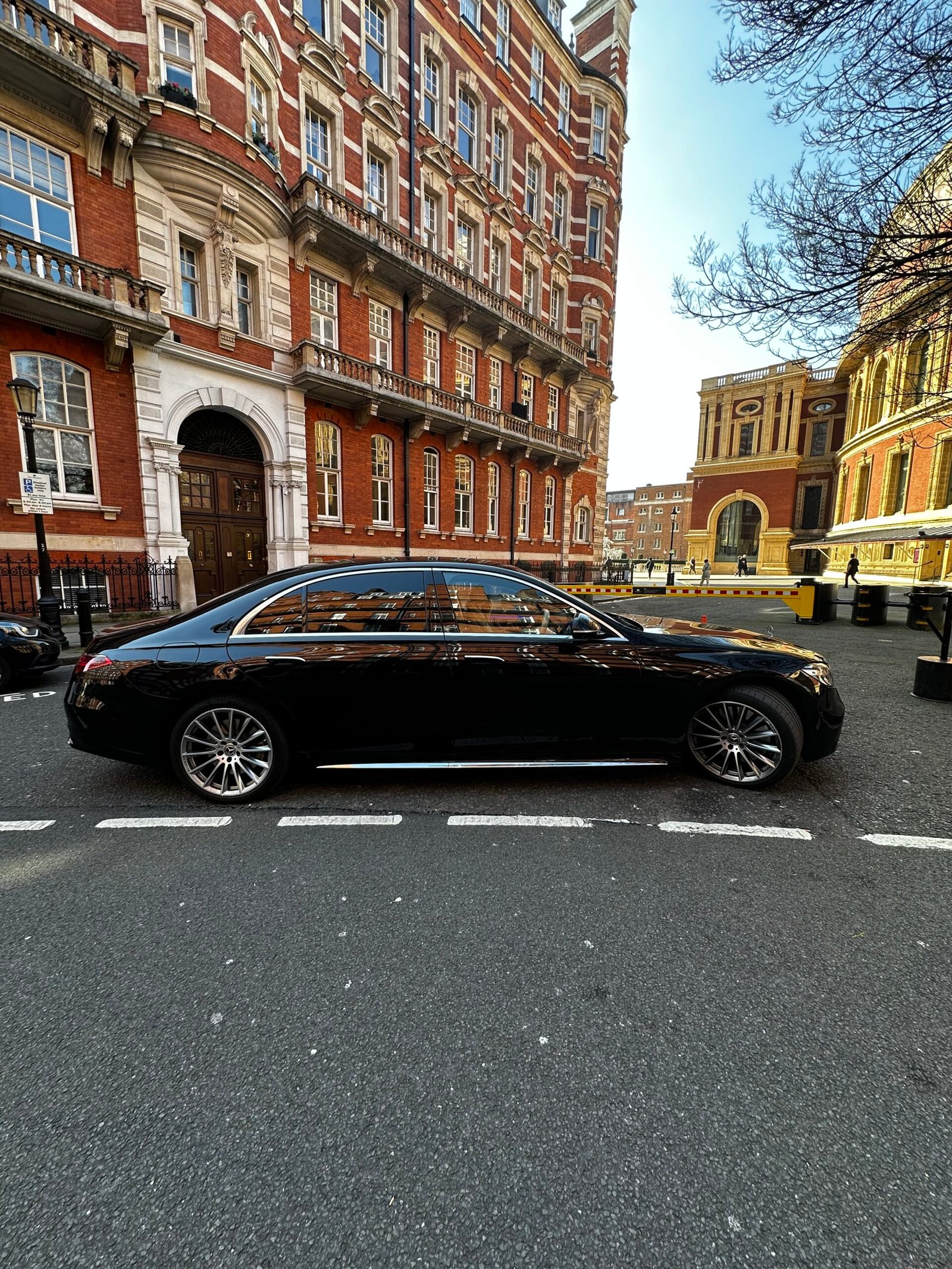 VIP Transfers in London | Elite Service for Your Comfort