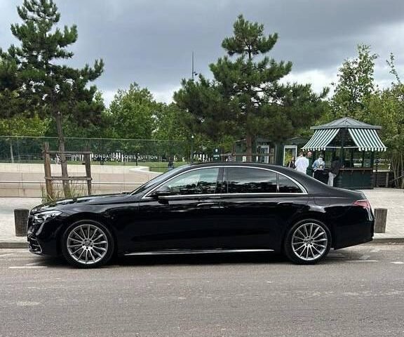 Mercedes S-Class 580 📍 Paris