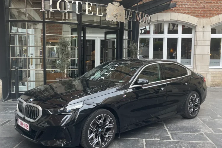 Business-Class Limousine Transfers in Belgium