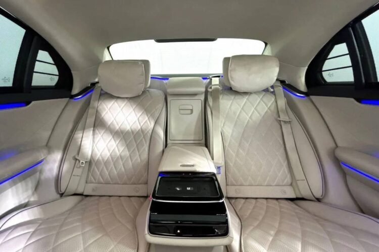 Private Airport Transfers in Los Angeles | VIP Ride