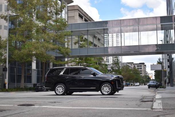 Premium VIP Chauffeur Service in Toronto | Luxury Transfers Toronto