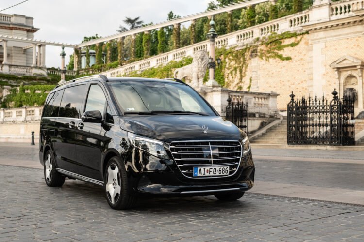 Velvet Voyage — Discreet Luxury Chauffeur Services in Budapest & Beyond