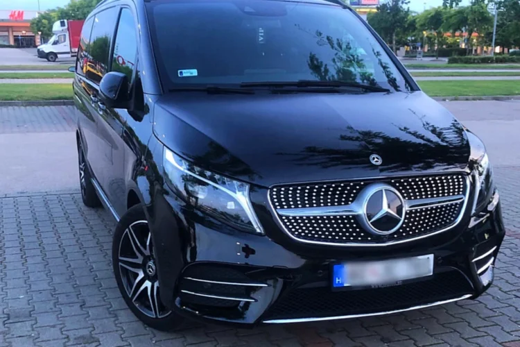Airport Transfer Budapest V Class